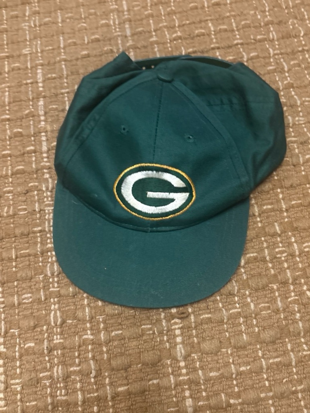 Youth Green Baseball Cap with Embroidered 'G' Emblem